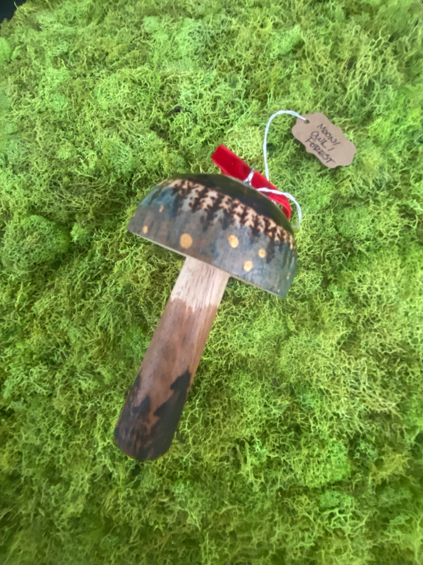 Natural wood mushroom ornaments