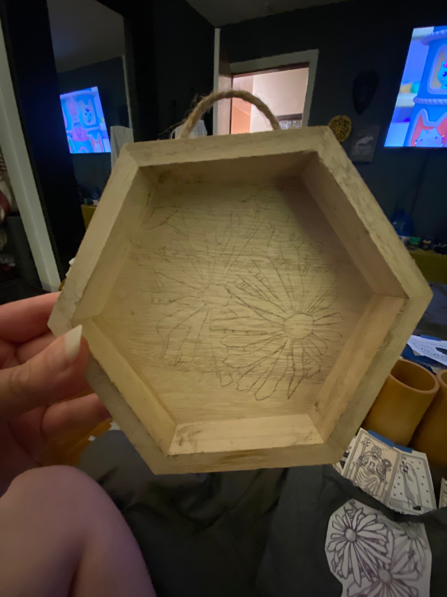 WIP - Daisy Hexagon hanger