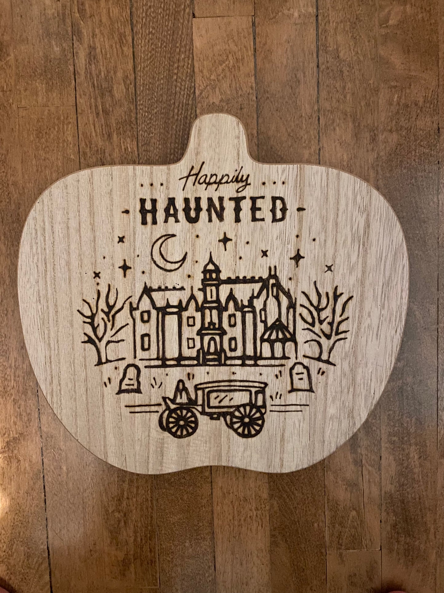 Happily Haunted Pumpkin turn table