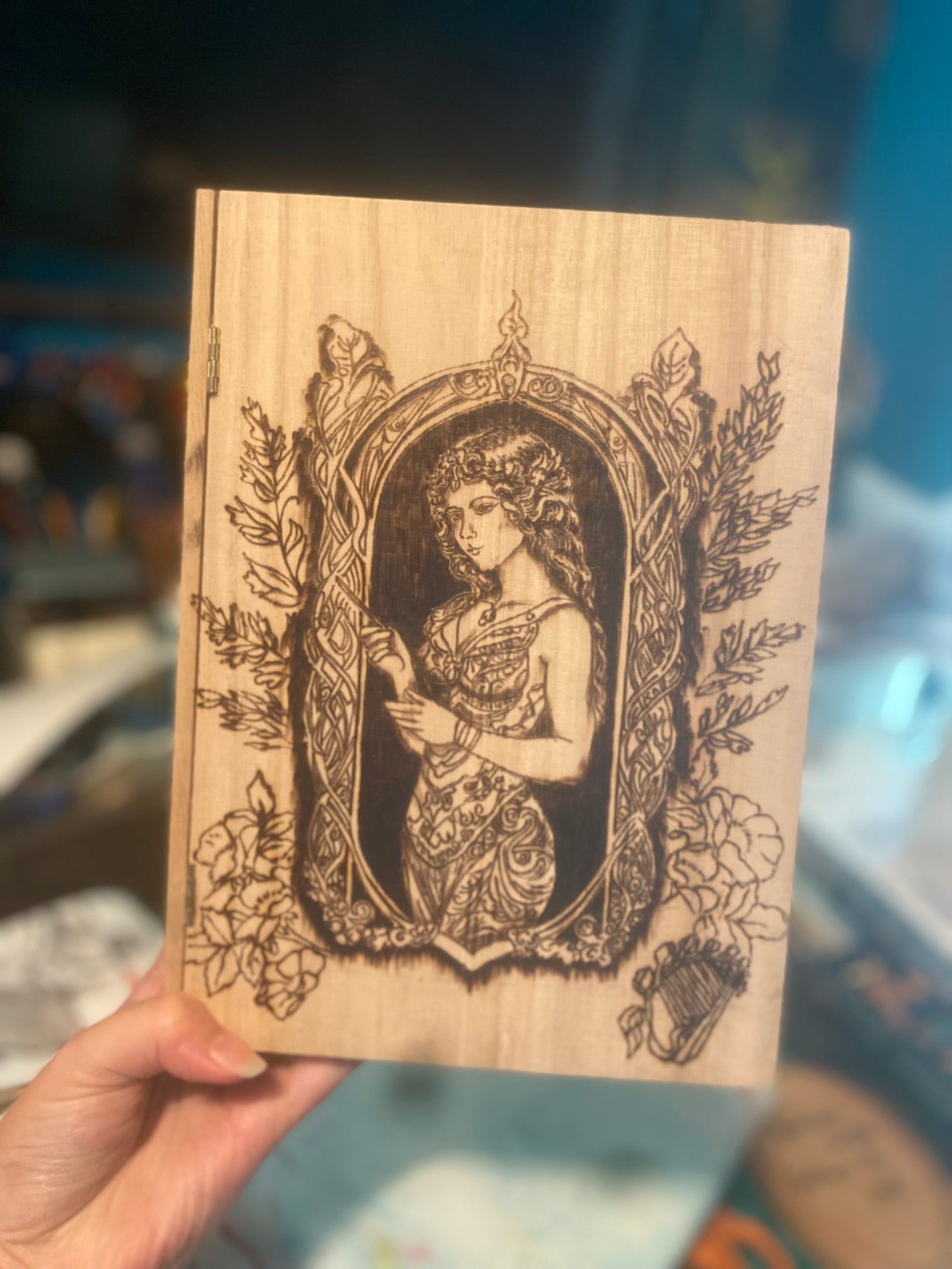 WIP-Calliope altar box